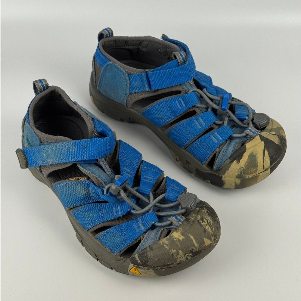 Keen Little Boy Newport H2 Walking Camo Waterproof Sandals Size US2 EU34 Blue